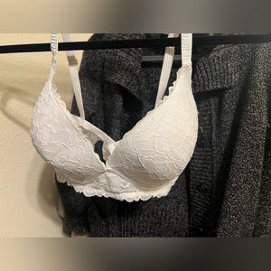 Never worn Frederick’s of Hollywood Balconette Bra
